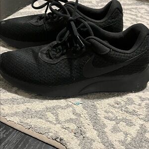 Nike Triple Black Running Shoes